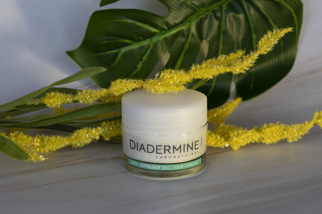 Fotografía de producto crema facial día